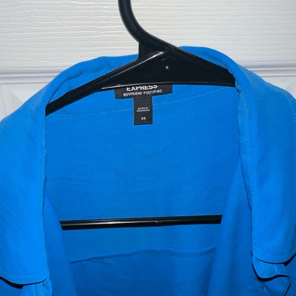 Express button-up shirt - Picture 3 of 3